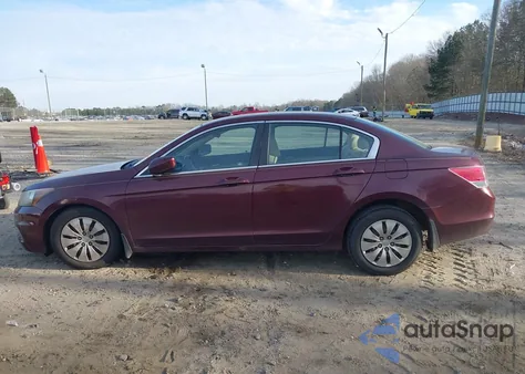 2011 Honda Accord 2.4 Lx z USA, uszkodzony, nr VIN 1HGCP2F37BA071183